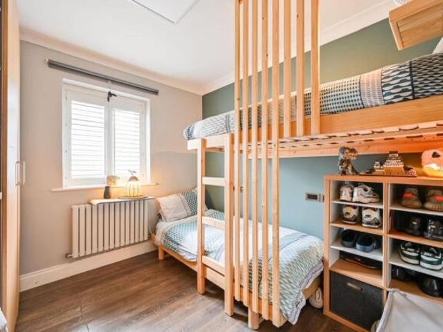 Flat for sale in Cat Hill