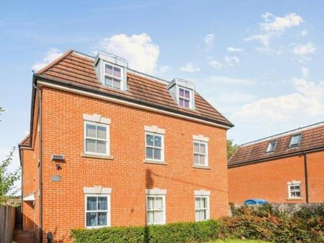 House for sale in Thatcham, West Berkshire