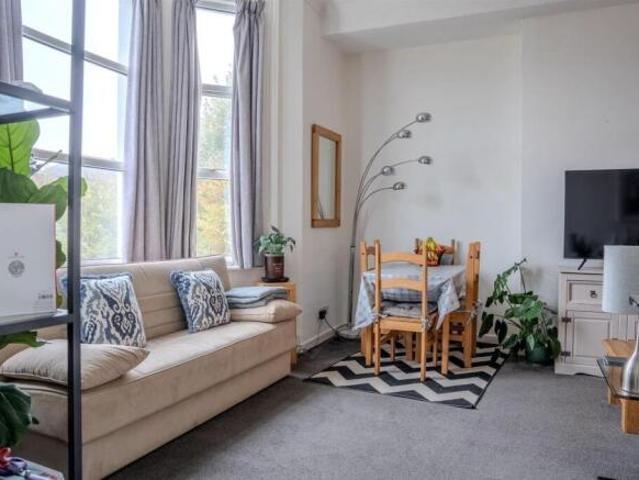Flat for sale in Upperton, Eastbourne