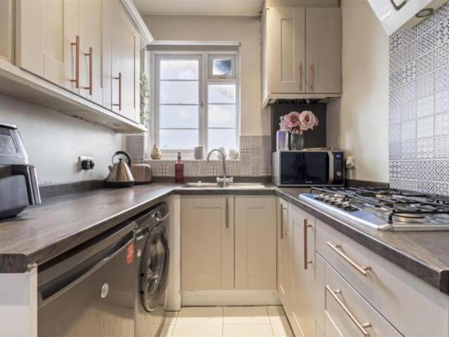 Flat for sale in Worthing, West Sussex