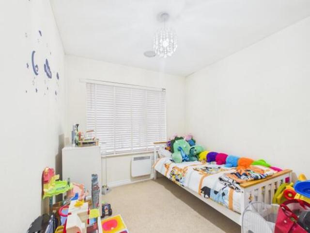 Flat for sale in Farlington, City Of Portsmouth