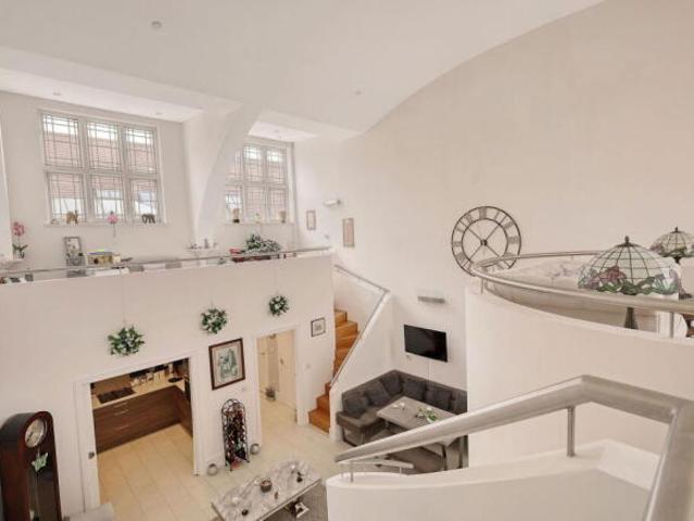 Flat for sale in The Galleries, Navestock Side