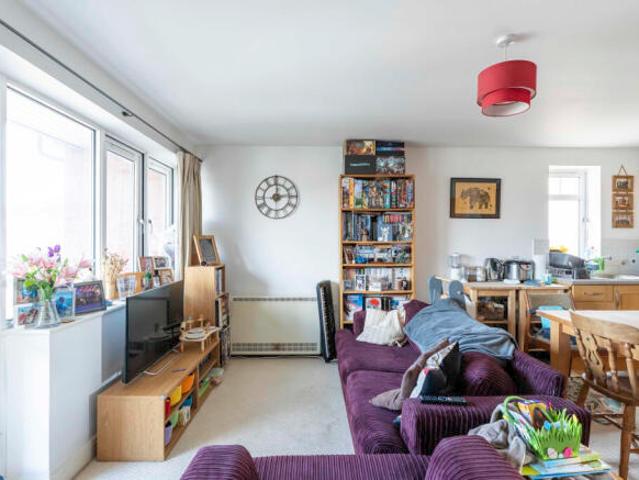 Flat for sale in Feckenham, City Of Bristol