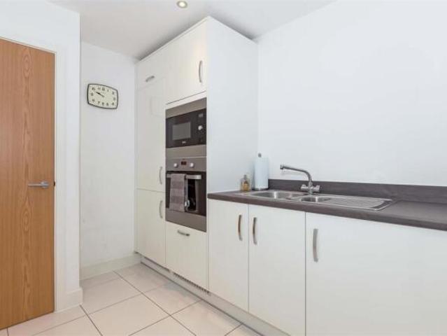 Flat for sale in Worthing, West Sussex