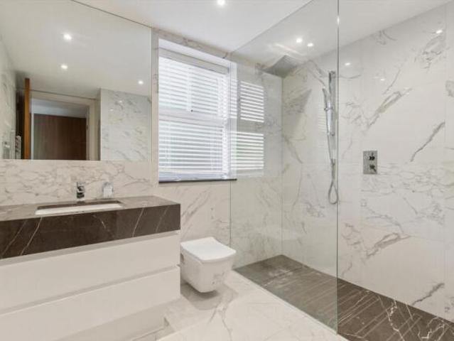 Flat for sale in Kinnerton, Powys