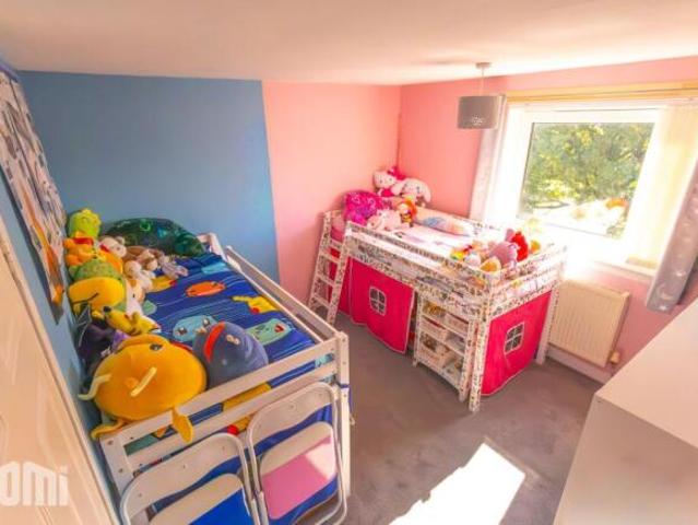 Flat for sale in East Kilbride, South Lanarkshire
