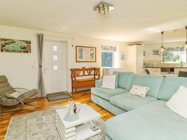 Flat for sale in Bletchley, Buckinghamshire