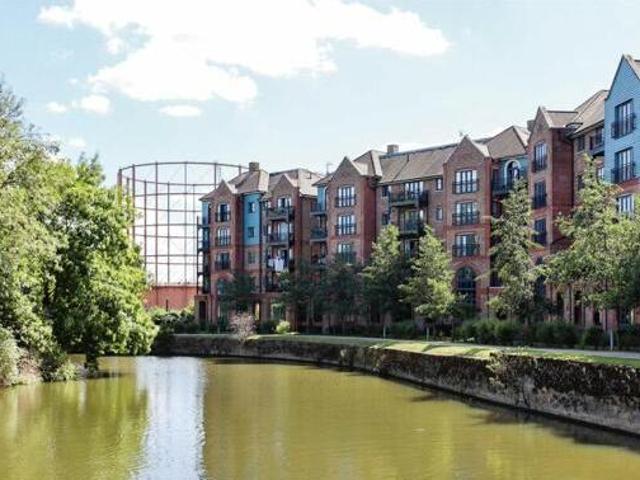 House for sale in Brook Street, Bourne Vale