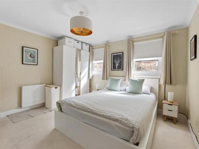 Flat for sale in North Kelvinside, Glasgow