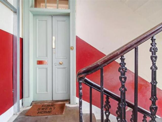 Flat for sale in Shettleston, Scotland