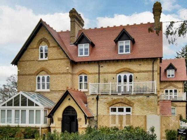 House for sale in Ramslye, Sandown Park
