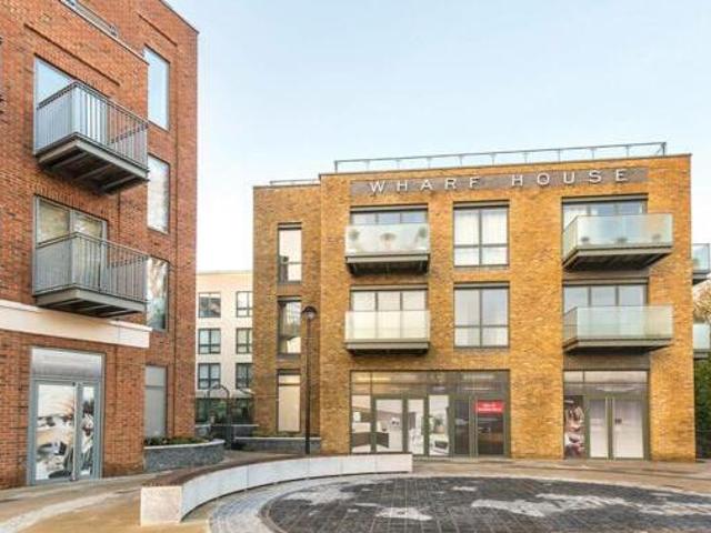 House for sale in Twickenham, Greater London