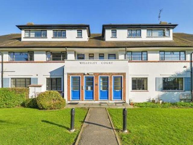 House for sale in Twickenham, Greater London