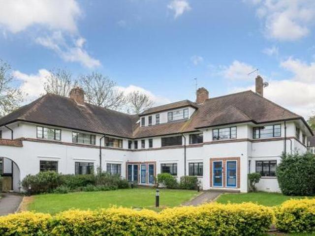 House for sale in Twickenham, Greater London