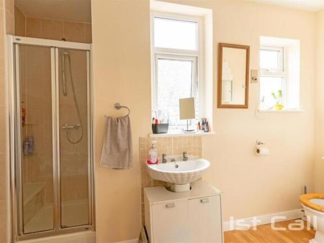 Flat for sale in Southend City Centre Neighbourhood, Alton Barnes