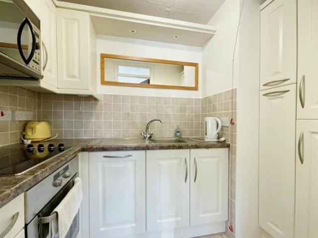 House for sale in Llanbadoc, Wales