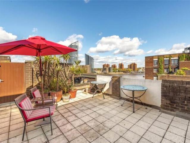 Flat for sale in Cat Hill