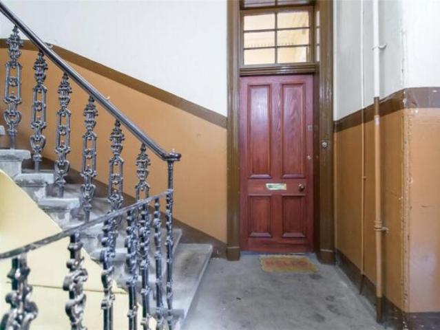 Flat for sale in Hillhead, Scotland