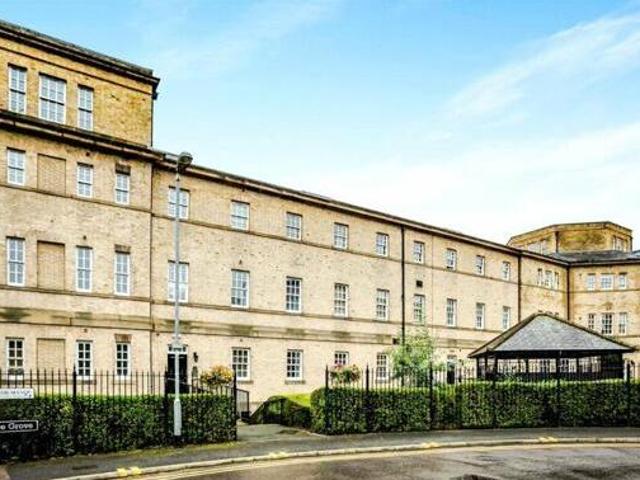 House for sale in City Fields, West Yorkshire