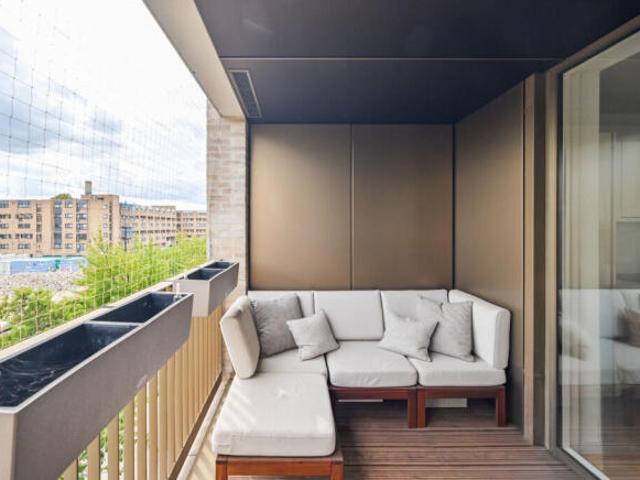 Flat for sale in Stoke Newington, Greater London
