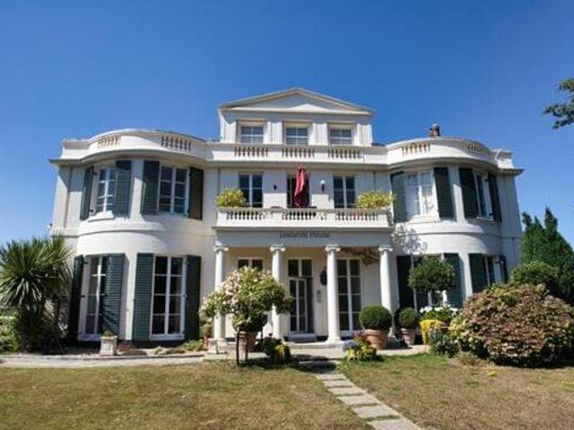 House for sale in Ash, Kent