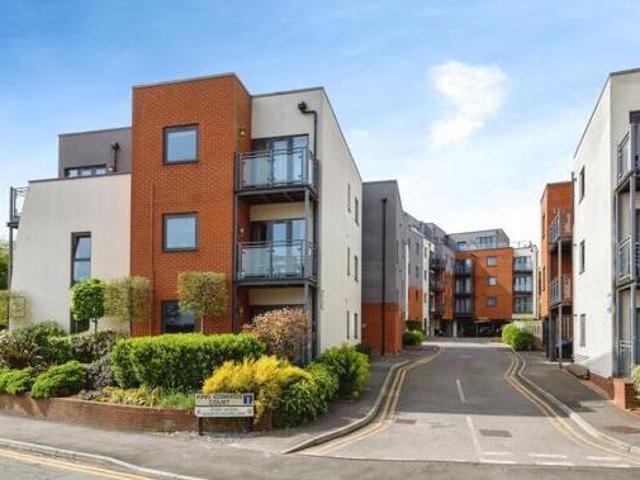 House for sale in Surrey, England