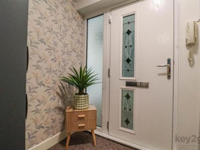 Flat for sale in Beauchief, South Yorkshire