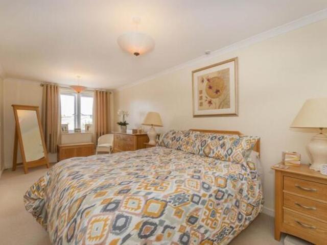 Flat for sale in Lakenham, East Bank