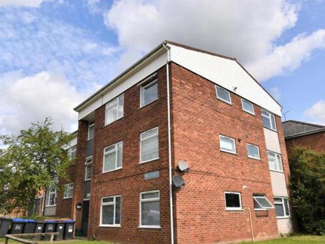 House for sale in Emscote, Warwick