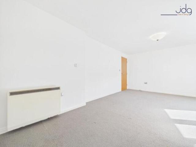 Flat for sale in Lancaster, Lancashire