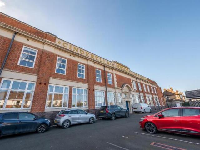 Flat for sale in Pitmaston, Worcester