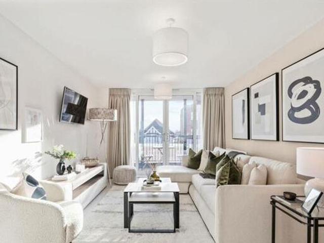 House for sale in North Watford, Hertfordshire