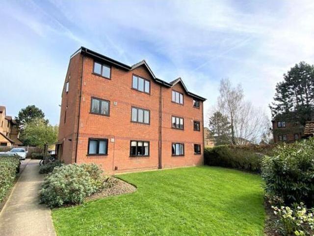 House for sale in Kingswood, North Watford