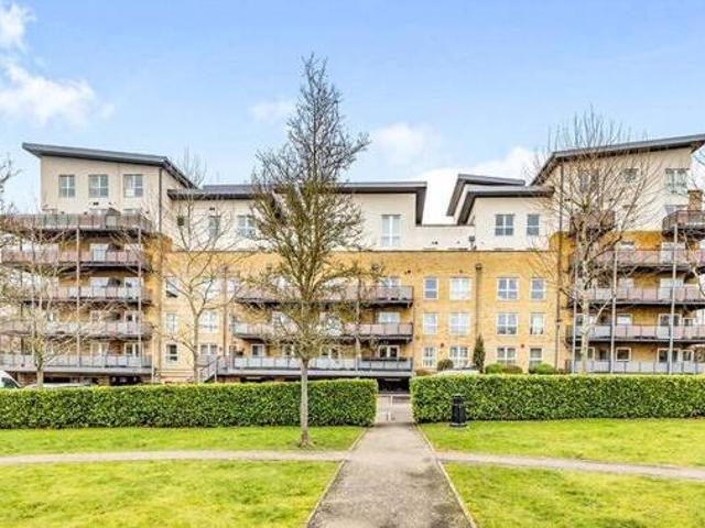 House for sale in Holywell Estate, North Watford