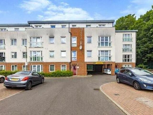 House for sale in Holywell Estate, North Watford