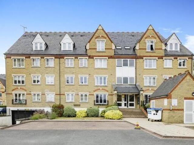House for sale in North Watford, Watford