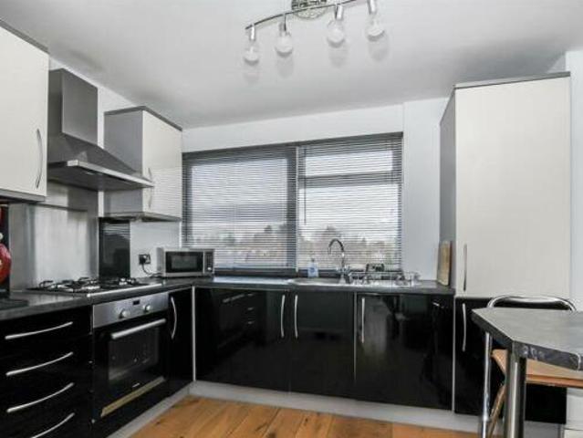 House for sale in Batchworth, Hertfordshire