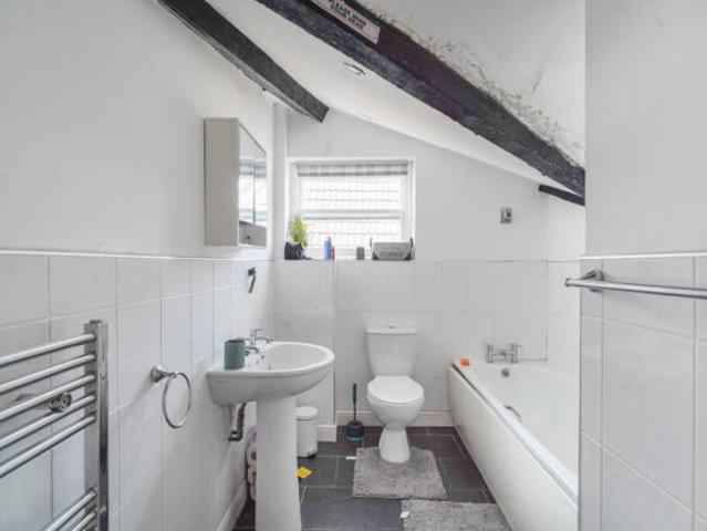 Flat for sale in Edge Hill, Liverpool