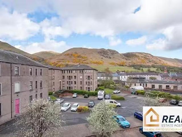 House for sale in Devonside