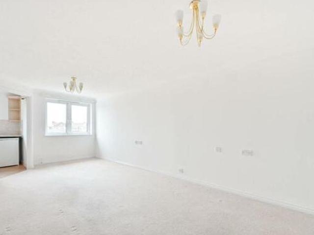 House for sale in Wembley, Greater London