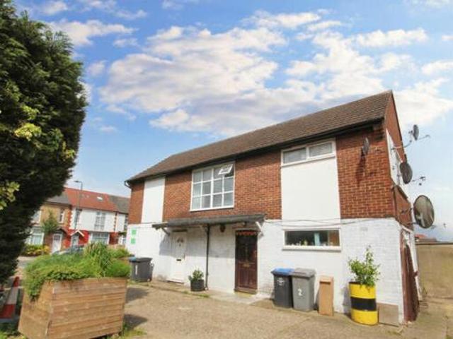House for sale in Wembley, Greater London