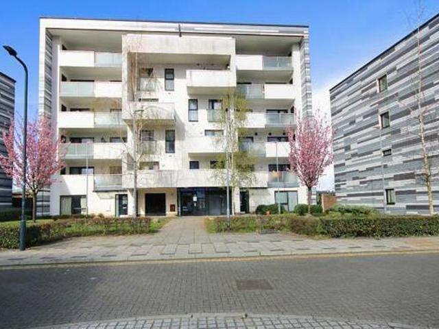 House for sale in Wembley, Greater London