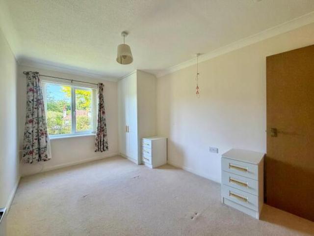 Flat for sale in Bitterne, City Of Southampton