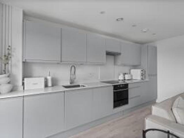 Flat for sale in North Watford, Watford