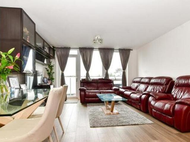 House for sale in Bridgefield, Kent