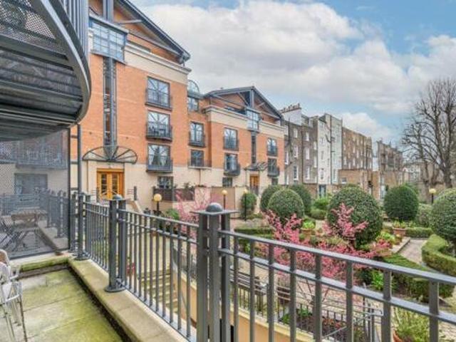 House for sale in Lyons, Greater London