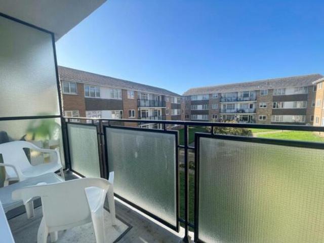 Flat for sale in Saltdean, Brighton