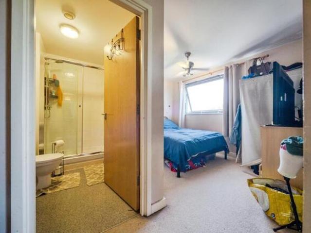 Flat for sale in Bletchley, Buckinghamshire