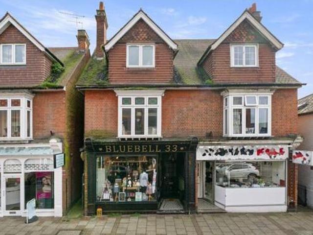 House for sale in Weybridge, Elmbridge