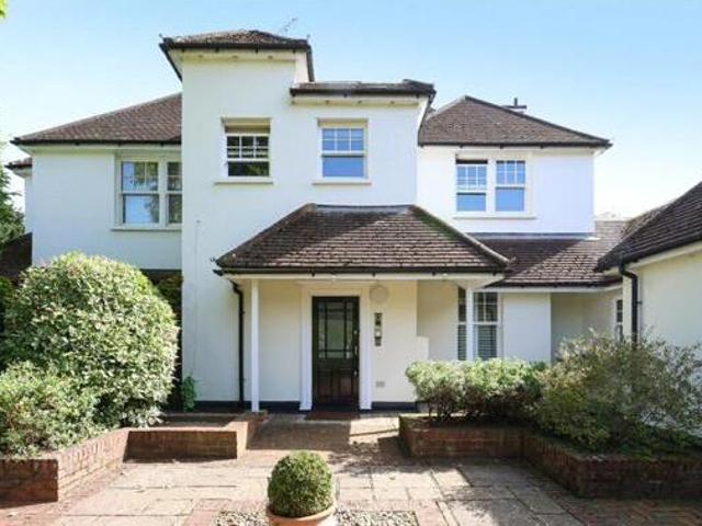House for sale in Weybridge, Elmbridge